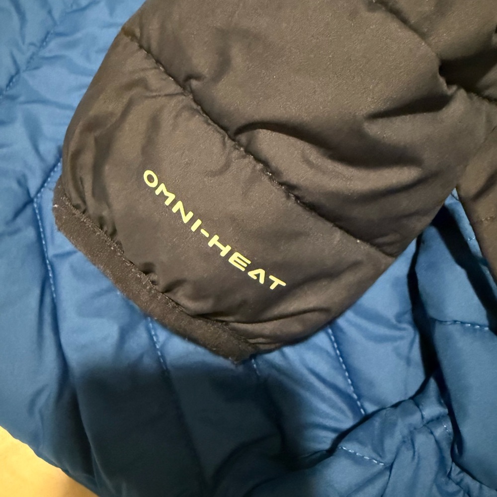 Columbia Kids Two-Tone Blue Puffer Jacket - Picture 5 of 8